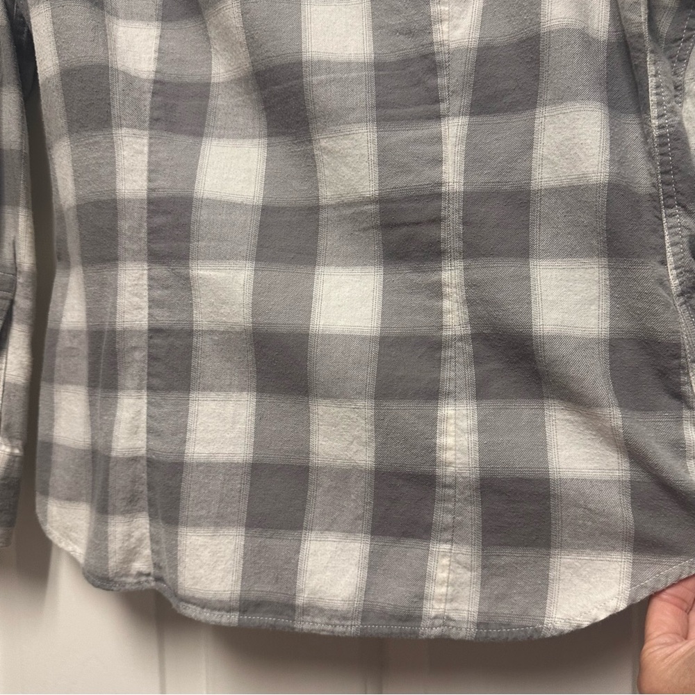 Eddie Bauer Gray and White Plaid Button-Up Soft Flannel Shirt Size M - Picture 12 of 12